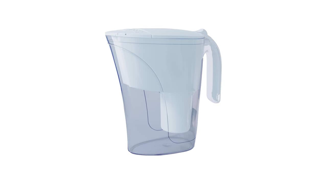 Melhor Jarra Purificadora de Água: Filtro Portátil vs Alcalina